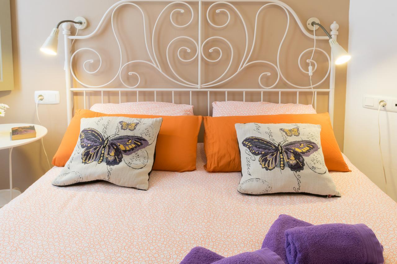 Malama Apartamentos Turisticos Малага Экстерьер фото