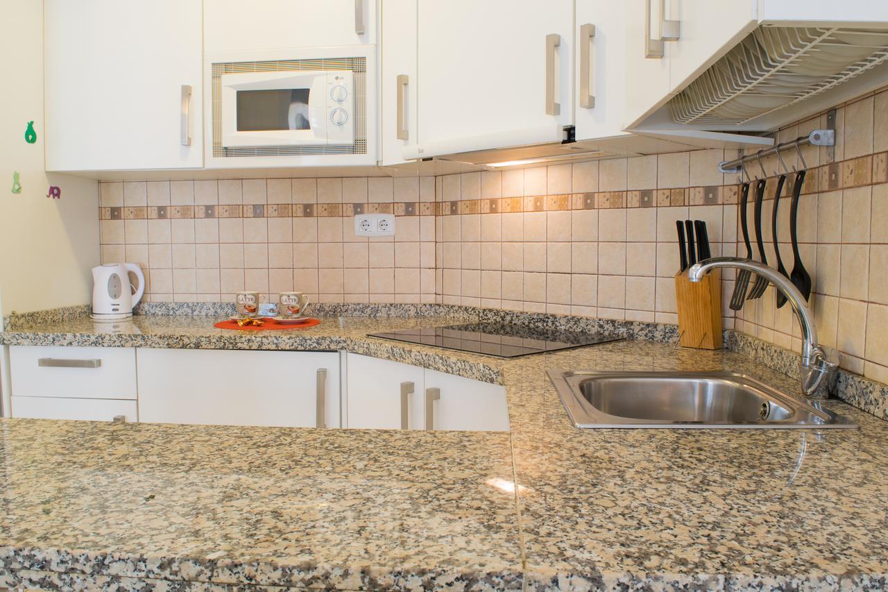 Malama Apartamentos Turisticos Малага Экстерьер фото
